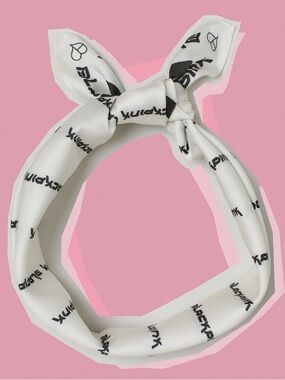 NWT H&M Divided Black & White Blackpink Bandana Scarf